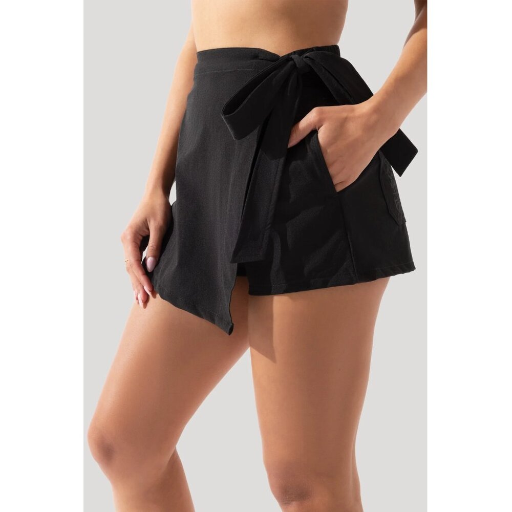 POPFLEX That's A Wrap Skort - Medium - NWT